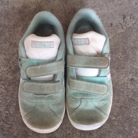 Adidas kids velcro boy girl shoes size 9K